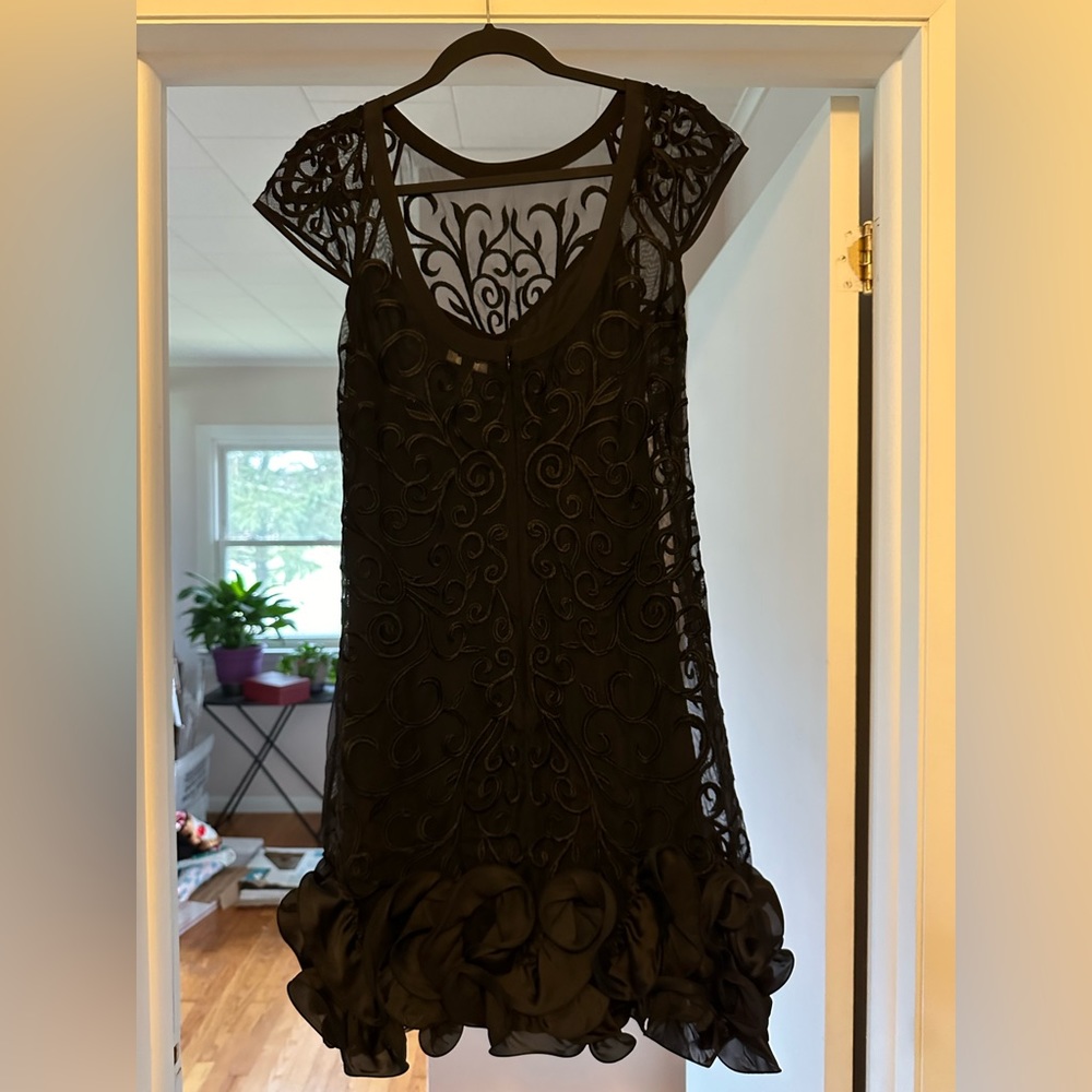 Black Guess dress